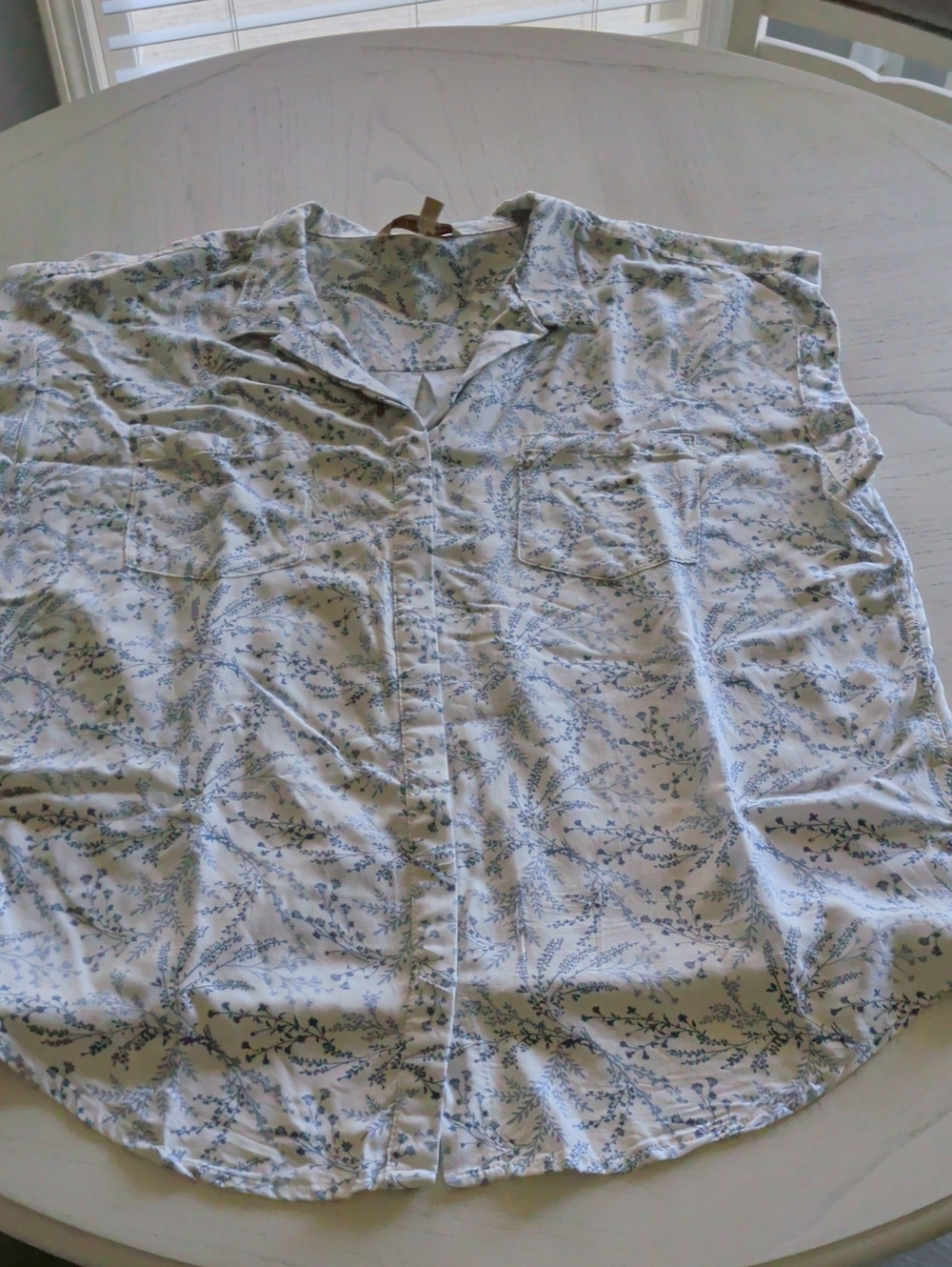Lightweight White and Blue Floral Short-Sleeve Women’s Shirt